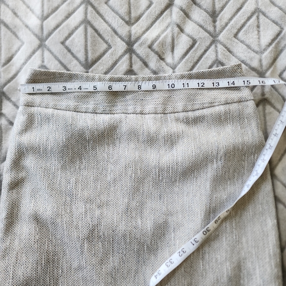 The Limited tweed pencil skirt, cream color, size 4 - Picture 6 of 7